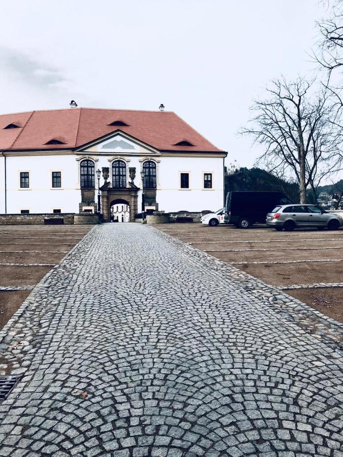 Apartman Domov Decin Zewnętrze zdjęcie